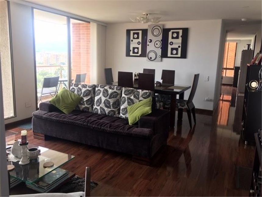Piso – Bogotá, Villas de Santa Teresa, Localidad Suba