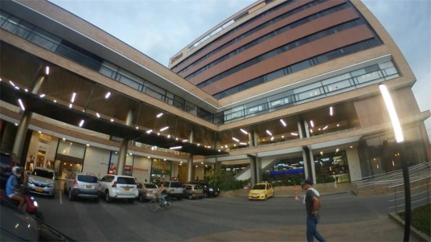 Local en venta en La Castellana, Montería, 142 m² · foto 2 de 14