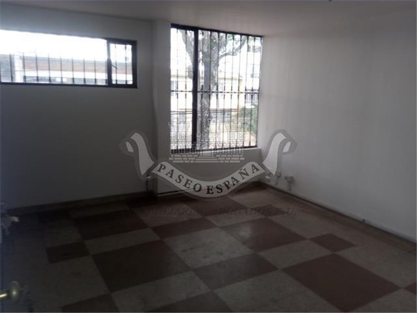 Casa en venta en Barrios Unidos, Bogotá · foto 3 de 12