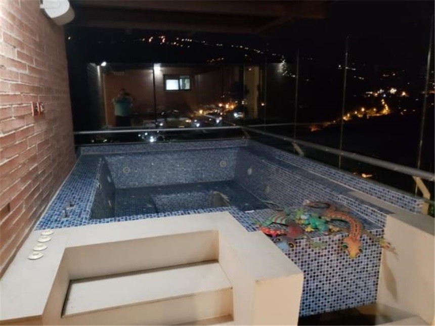 Apartamento de 4 alcobas en venta en Cabecera Del Llano, Bucaramanga, 365 m² · foto 14 de 24