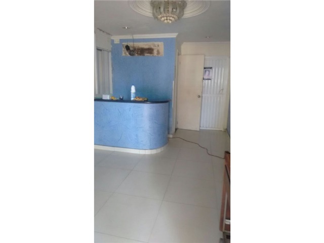 Casa de 6 alcobas en arriendo en La Maria, Cartagena, 360 m² · foto 3 de 10