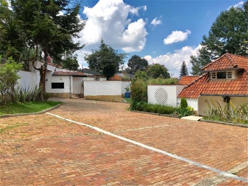 Casa en venta en Cerros De Suba, Bogotá · foto 5 de 24