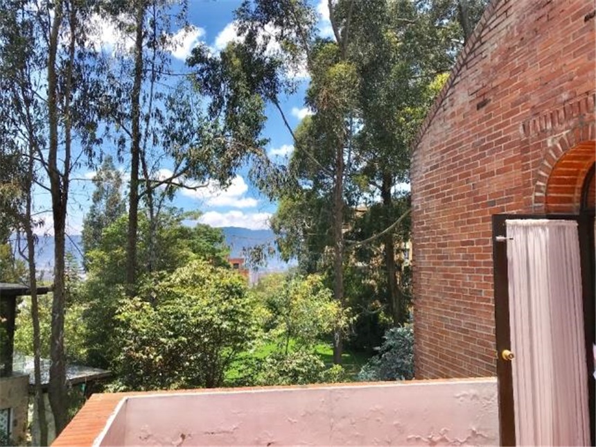 Casa en venta en Cerros De Suba, Bogotá · foto 8 de 24