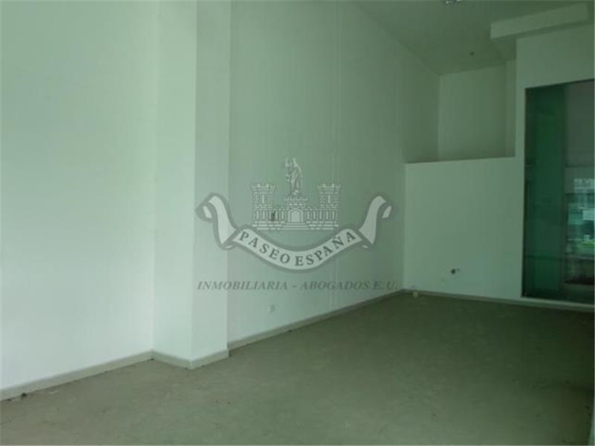 Local en Arriendo - Vista 2