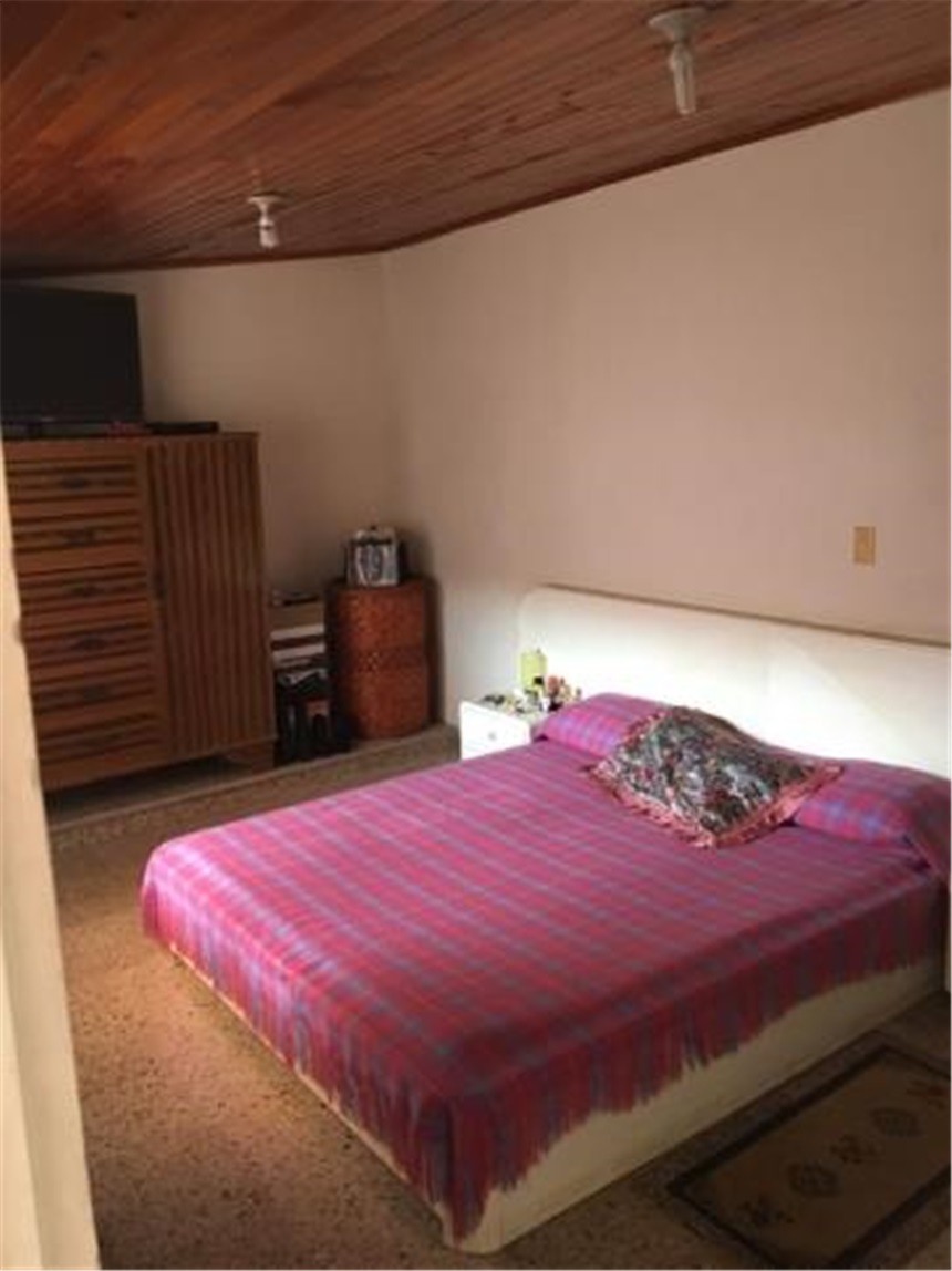 Casa de 4 alcobas en venta en Cañaveral, Floridablanca, 200 m² · foto 12 de 13