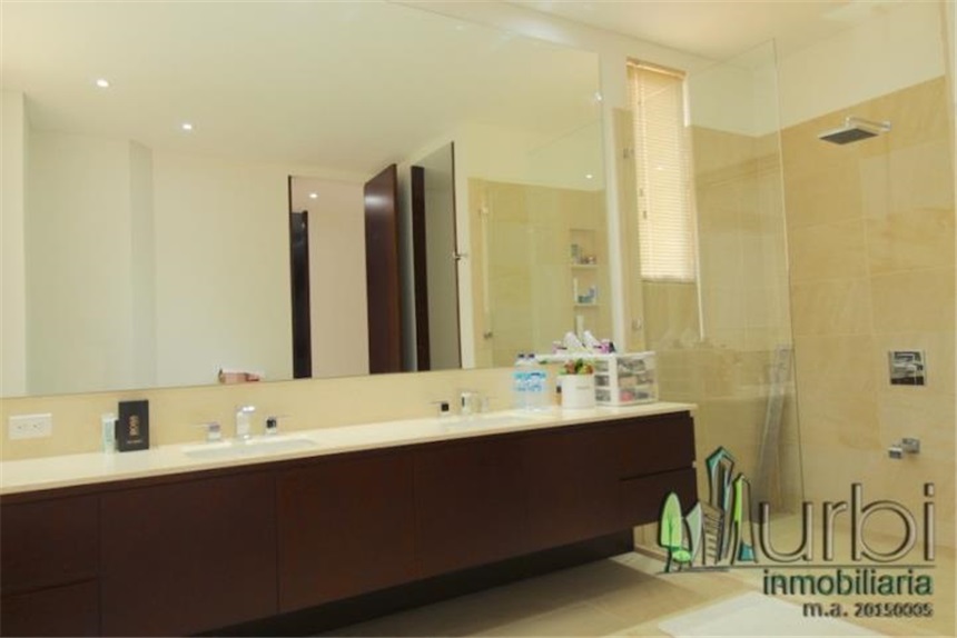 Apartamento en venta en Cerros De Suba, Bogotá · foto 15 de 24