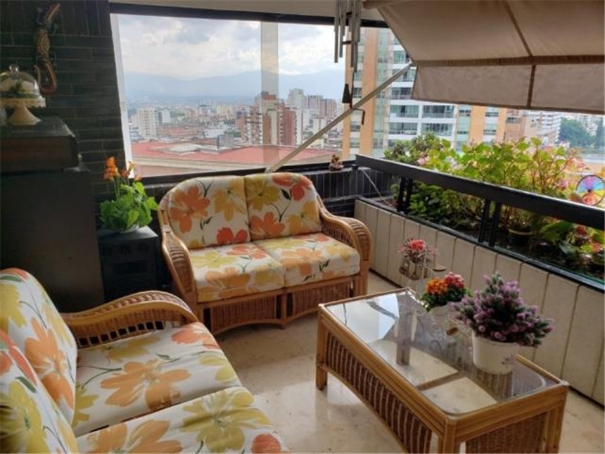 Apartamento de 4 alcobas en venta en Garcia Rovira, Bucaramanga, 228 m² · foto 15 de 24