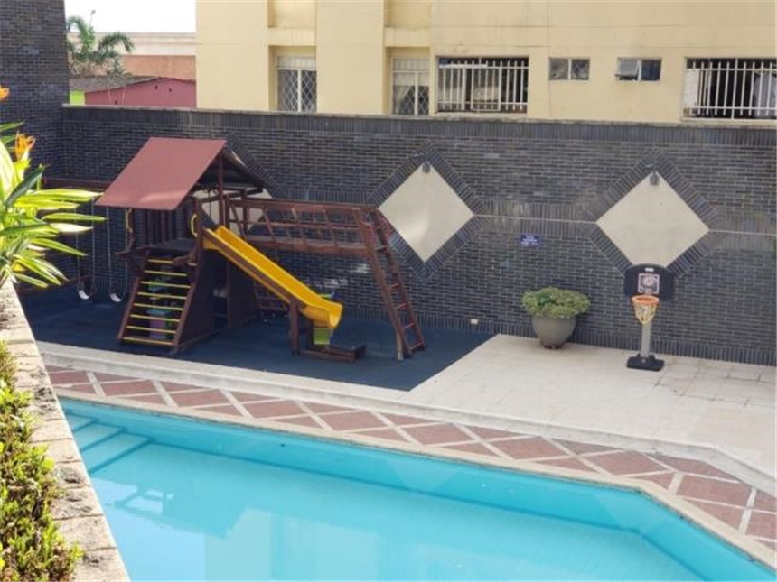 Apartamento de 4 alcobas en venta en Garcia Rovira, Bucaramanga, 228 m² · foto 16 de 24