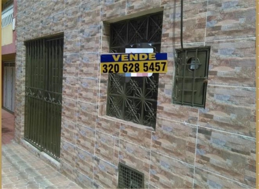 Casa de 5 alcobas en venta en Comuneros, Bucaramanga, 178 m² · foto 17 de 17