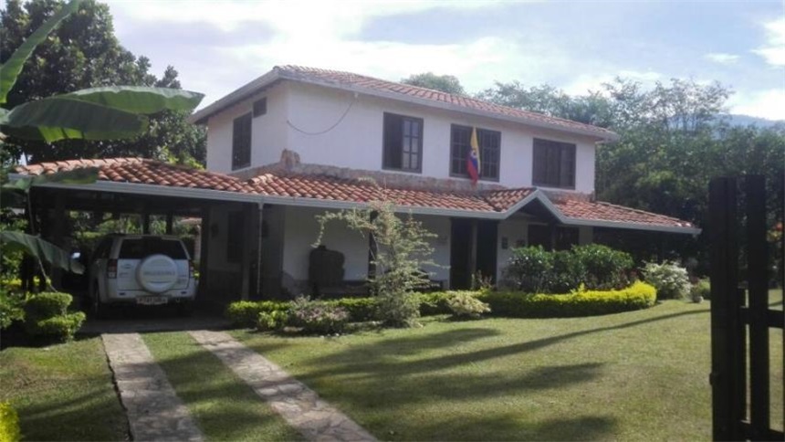 Casa de 3 alcobas en venta en Villas Del Rio, Piedecuesta, 1200 m² · foto 3 de 12