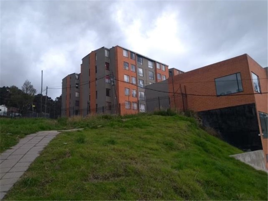Piso – Bogotá, Los Libertadores, Localidad San Cristóbal - Vista 2