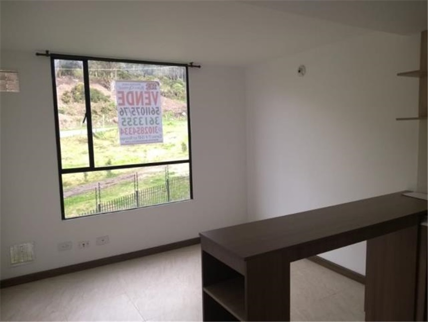 Piso – Bogotá, Los Libertadores, Localidad San Cristóbal - Más