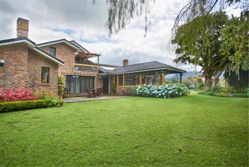 Casa de 3 alcobas en venta en Guaymaral, Bogotá, 550 m² · foto 13 de 24