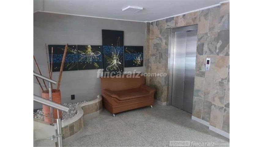 Apartamento de 4 alcobas en venta en Garcia Rovira, Bucaramanga, 220 m² · foto 2 de 24