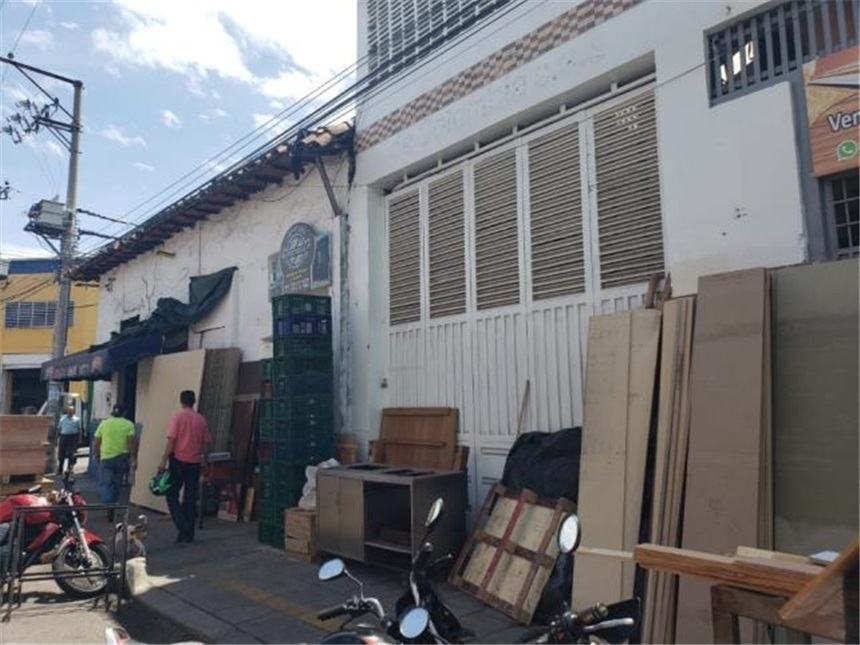 Bodega en venta en Alarcon, Bucaramanga, 500 m² · foto 4 de 5