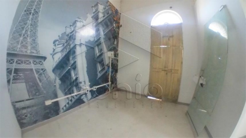 Local en Arriendo - Más