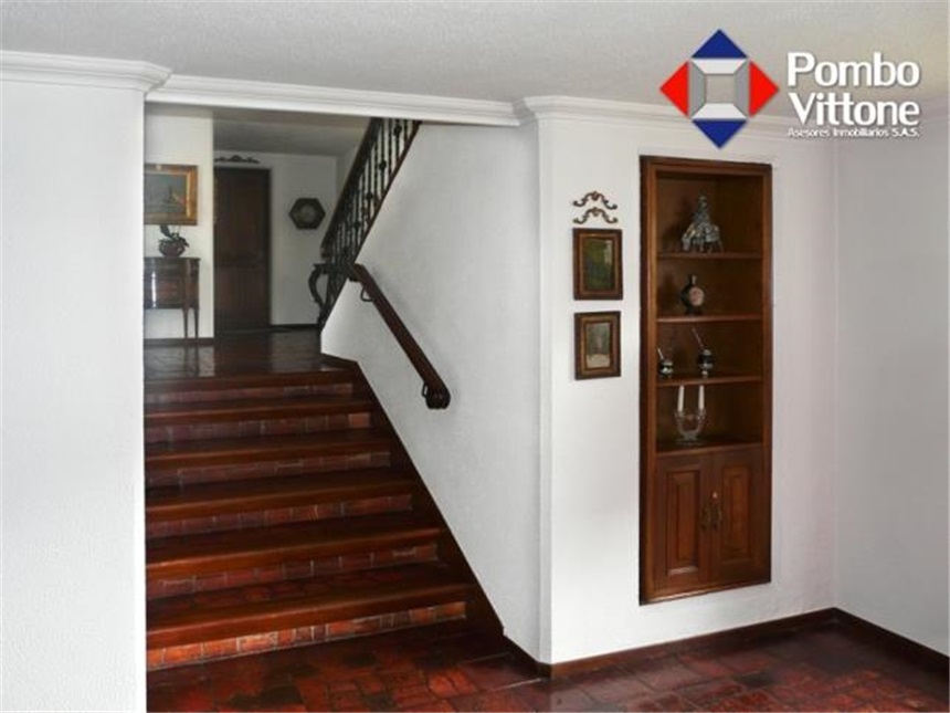 Casa de 4 alcobas en venta en Santa Ana Oriental, Bogotá, 610 m² · foto 4 de 24