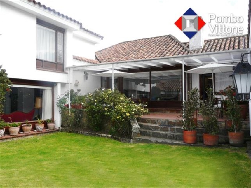 Casa de 4 alcobas en venta en Santa Ana Oriental, Bogotá, 610 m² · foto 23 de 24