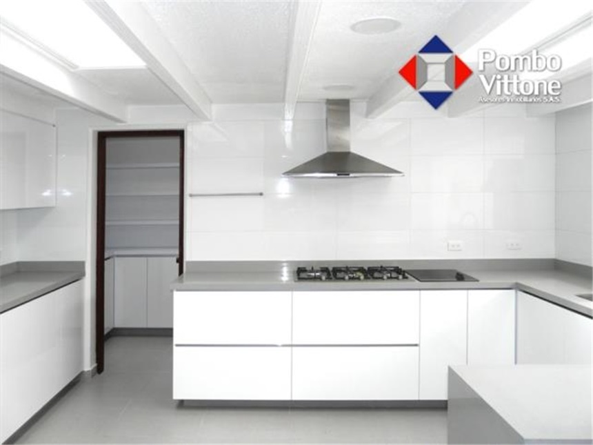 Casa de 4 alcobas en venta en Santa Ana Oriental, Bogotá, 610 m² · foto 11 de 24