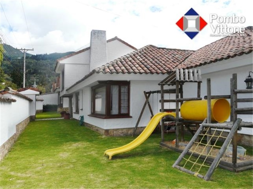 Casa de 4 alcobas en venta en Santa Ana Oriental, Bogotá, 610 m² · foto 19 de 24