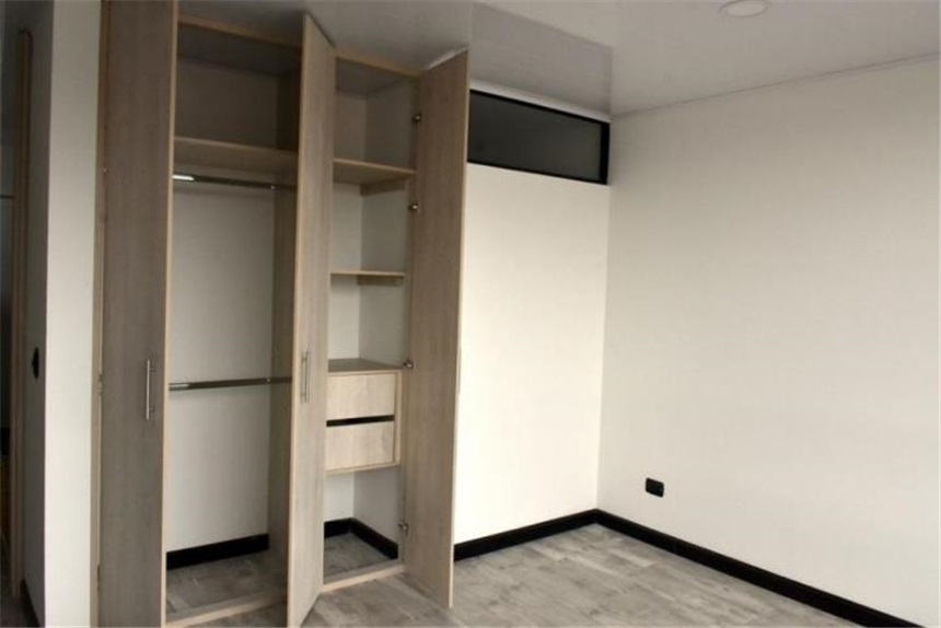 Piso – Bogotá, Restrepo, Localidad Antonio Nariño - Más