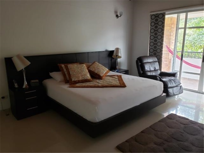 Casa de 4 alcobas en venta en Guayanas, Floridablanca, 450 m² · foto 12 de 24