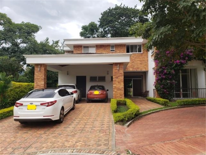 Casa de 4 alcobas en venta en Guayanas, Floridablanca, 450 m² · foto 3 de 24