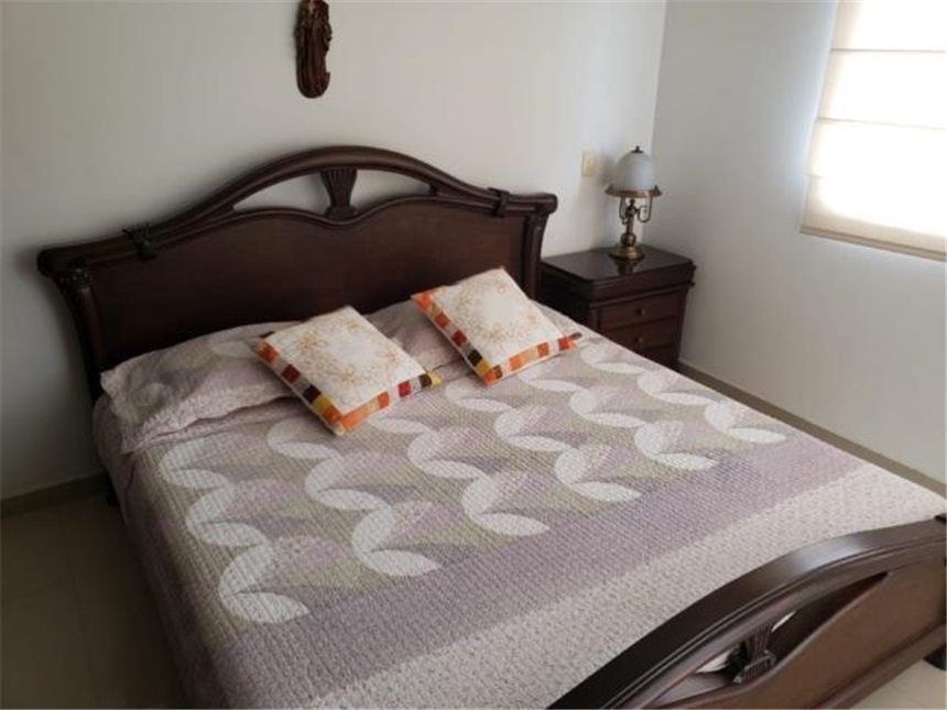 Casa de 4 alcobas en venta en Guayanas, Floridablanca, 450 m² · foto 16 de 24
