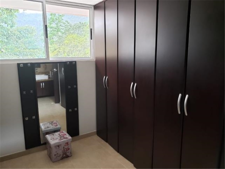 Casa de 4 alcobas en venta en Guayanas, Floridablanca, 450 m² · foto 22 de 24