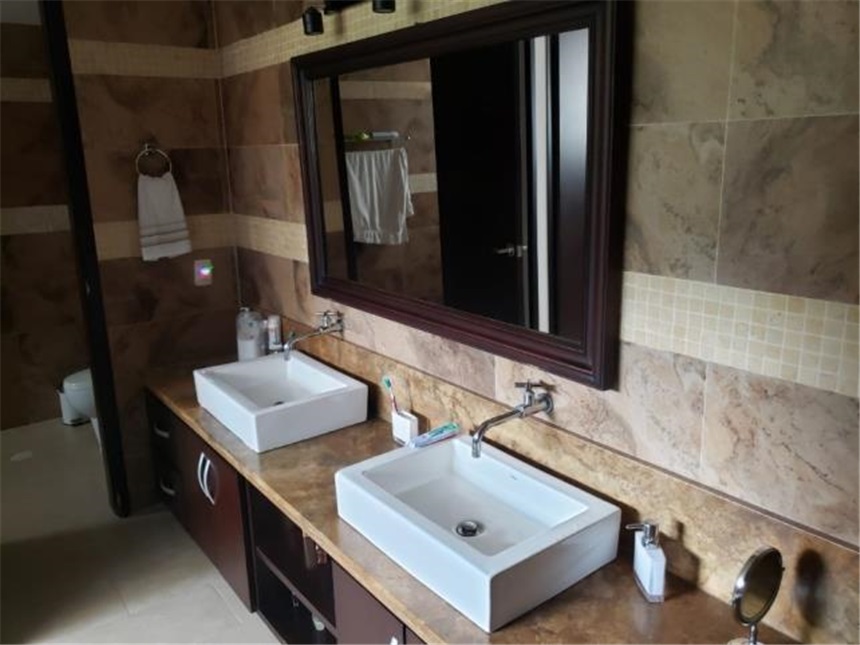 Casa de 4 alcobas en venta en Guayanas, Floridablanca, 450 m² · foto 21 de 24