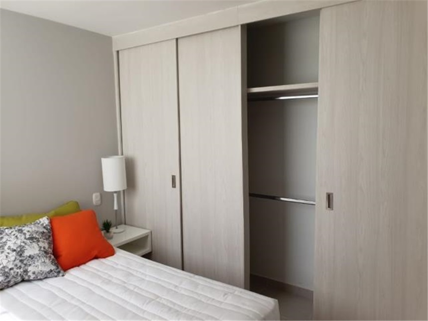 Apartamento de 3 alcobas en venta en Hsd. Alcala, Girón, 55 m² · foto 10 de 19