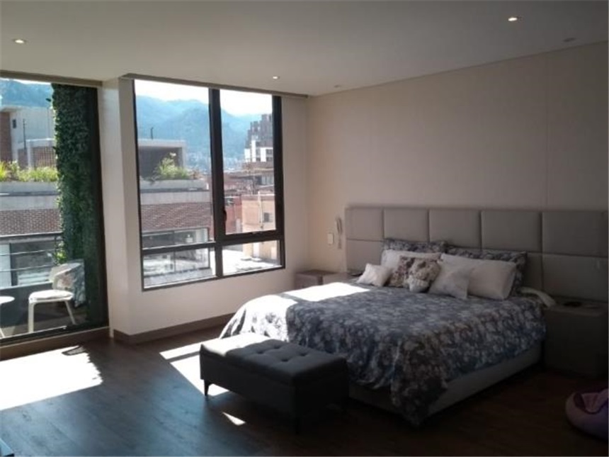 Apartamento de 4 alcobas en venta en El Virrey, Bogotá, 479 m² · foto 10 de 24