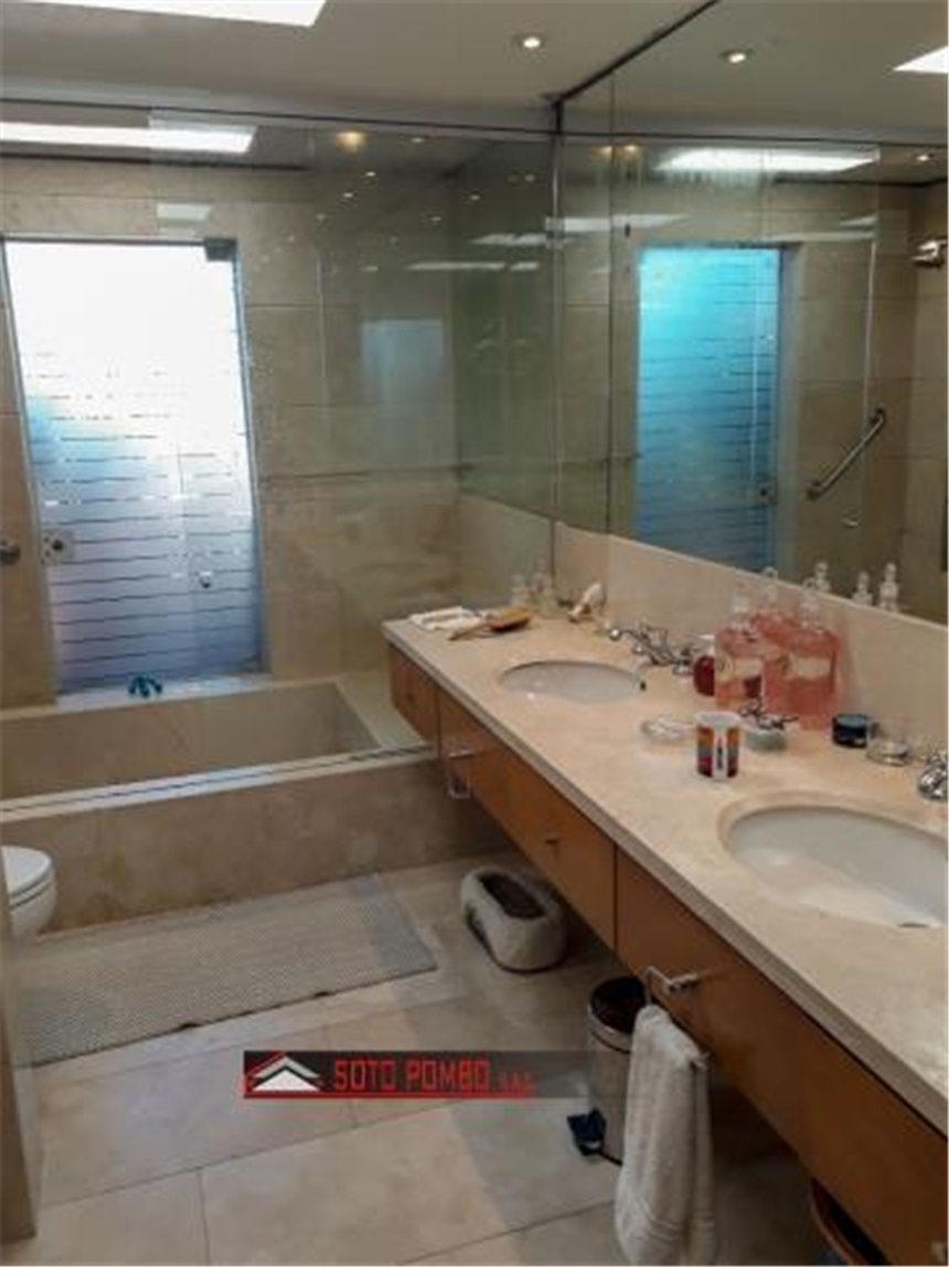 Casa en venta en Santa Barbara Alta, Bogotá · foto 18 de 22