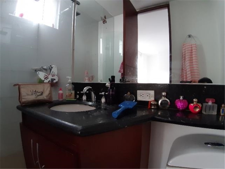 Apartamento en venta en Chicó Navarra, Bogotá · foto 8 de 24