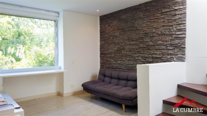 Casa de 3 alcobas en venta en Loma Del Chocho, Envigado, 270 m² · foto 10 de 17