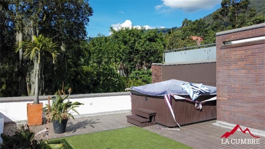 Casa de 3 alcobas en venta en Loma Del Chocho, Envigado, 270 m² · foto 17 de 17