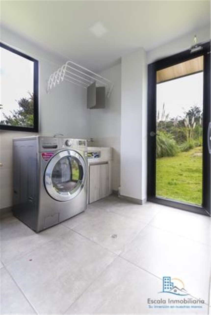 Casa en venta en Altos De Yerbabuena, Chía · foto 9 de 24