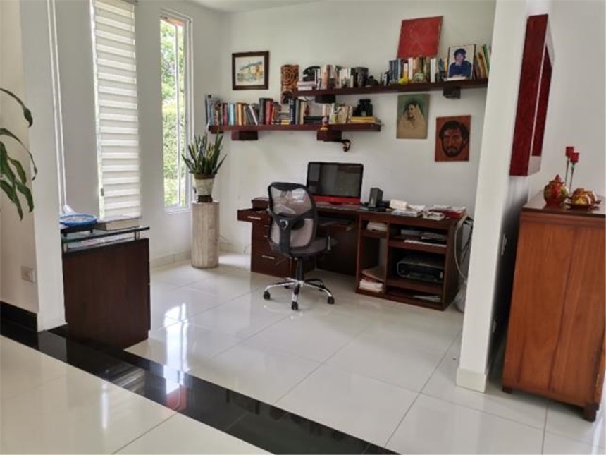 Casa de 3 alcobas en venta en Peon, Jamundí, 1016 m² · foto 18 de 24