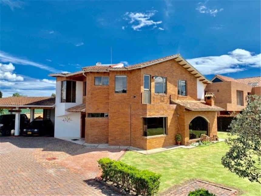 Casa en venta en La Estrella, Chía · foto 2 de 24