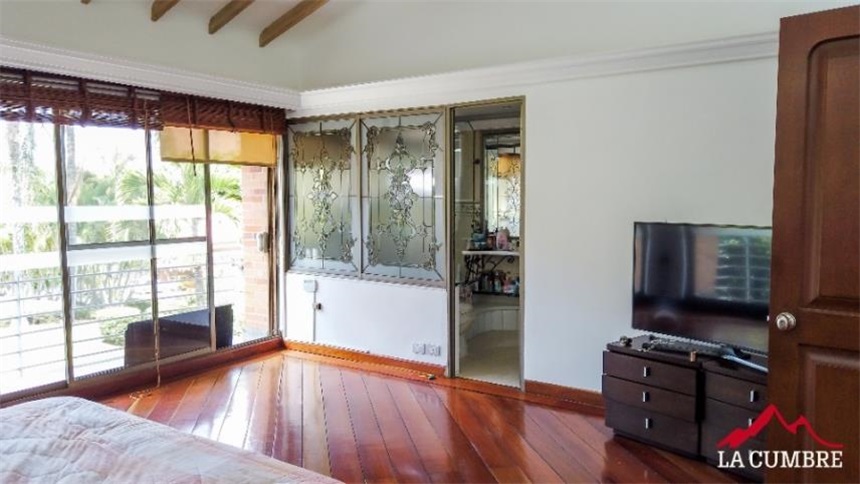 Casa de 3 alcobas en venta en Campo Amor, Medellín, 280 m² · foto 16 de 24