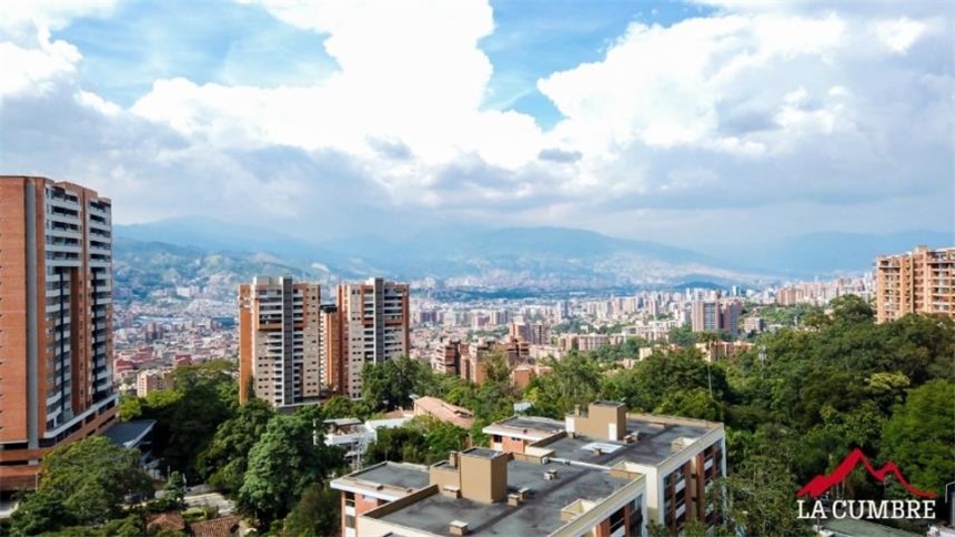 Apartamento de 3 alcobas en venta en Loma De Las Brujas, Envigado, 182 m² · foto 7 de 24