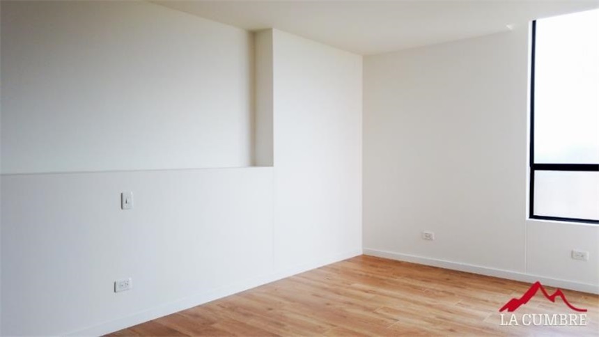 Apartamento de 3 alcobas en venta en Loma De Las Brujas, Envigado, 182 m² · foto 23 de 24