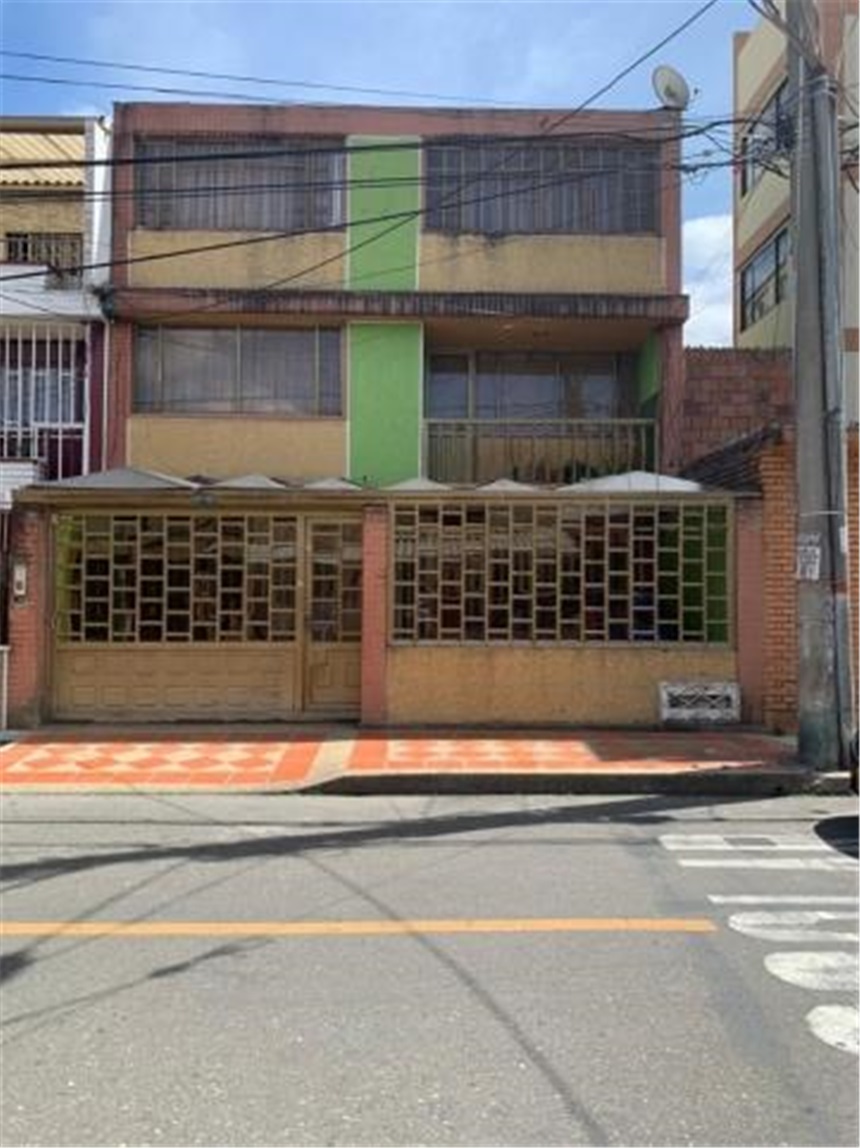 Casa en venta en Santa Isabel, Bogotá · foto 18 de 19