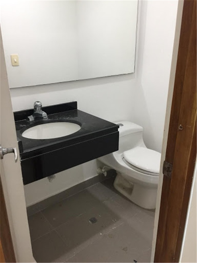 Oficina en Arriendo - Vista 2