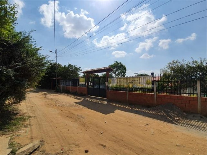 Casa de 7 alcobas en venta en Ruitoque, Girón, 1000 m² · foto 13 de 17