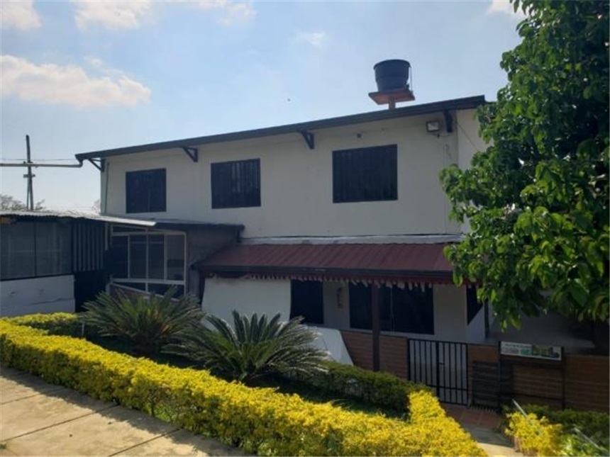 Casa de 7 alcobas en venta en Ruitoque, Girón, 1000 m² · foto 6 de 17