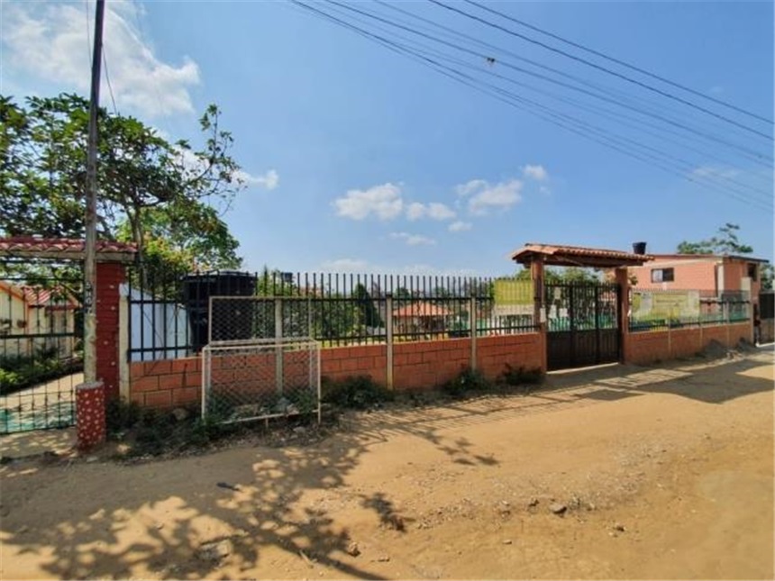 Casa de 7 alcobas en venta en Ruitoque, Girón, 1000 m² · foto 12 de 17
