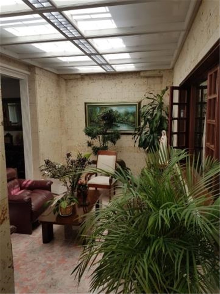 Casa en venta en Santa Barbara Alta, Bogotá · foto 9 de 24