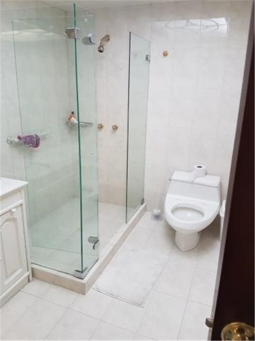 Casa en venta en Santa Barbara Alta, Bogotá · foto 13 de 24