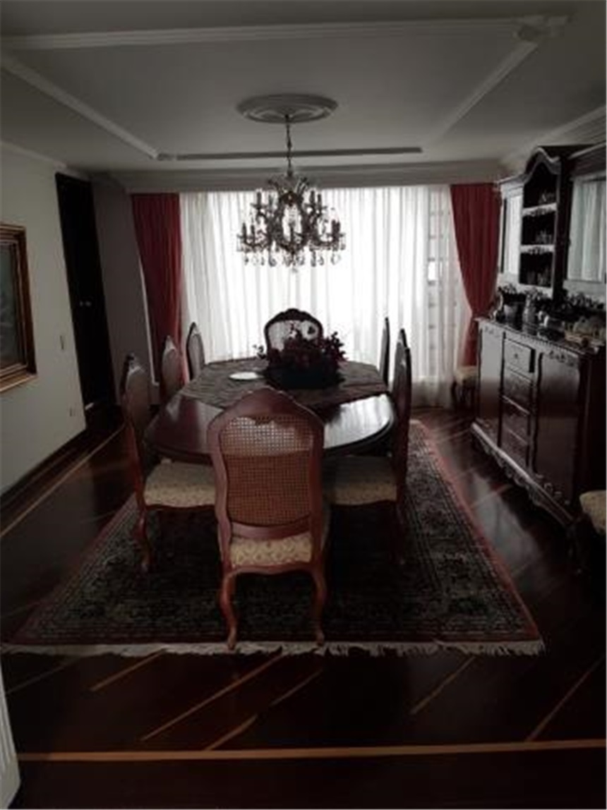 Casa en venta en Santa Barbara Alta, Bogotá · foto 10 de 24
